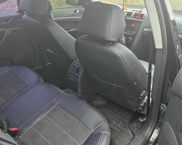 Черный Шкода Октавия, объемом двигателя 1.6 л и пробегом 315 тыс. км за 6300 $, фото 7 на Automoto.ua