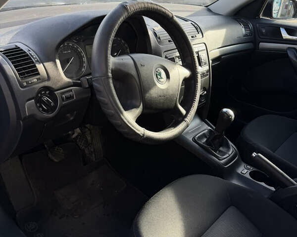 Чорний Шкода Октавія, об'ємом двигуна 1.98 л та пробігом 245 тис. км за 4200 $, фото 15 на Automoto.ua