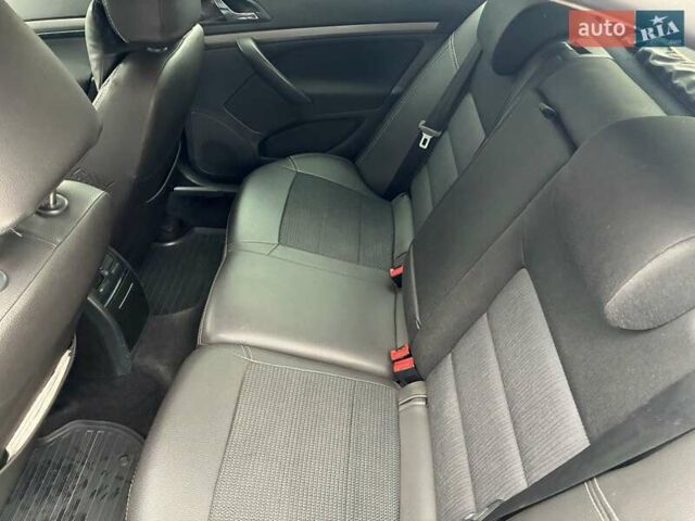 Черный Шкода Октавия, объемом двигателя 1.98 л и пробегом 337 тыс. км за 6500 $, фото 10 на Automoto.ua