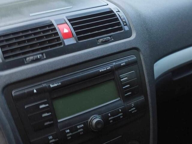 Шкода Октавия 2008 в Хмельницком на Automoto.ua Черный Шкода Октавия, объемом двигателя 1.6 л и пробегом 408 тыс. км за 3900 $, фото 7 на Automoto.ua