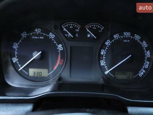 Чорний Шкода Октавія, об'ємом двигуна 1.78 л та пробігом 221 тис. км за 4500 $, фото 9 на Automoto.ua