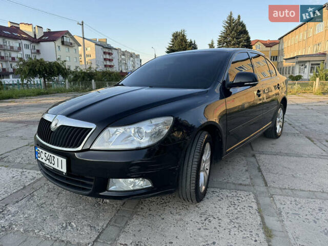 Черный Шкода Октавия, объемом двигателя 1.6 л и пробегом 245 тыс. км за 6399 $, фото 9 на Automoto.ua