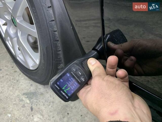 Черный Шкода Октавия, объемом двигателя 1.6 л и пробегом 151 тыс. км за 6100 $, фото 91 на Automoto.ua