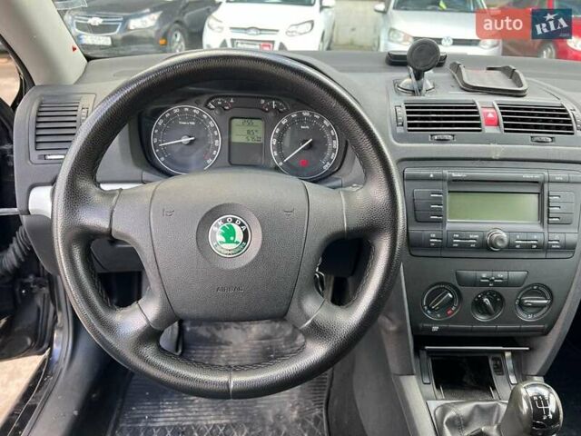 Шкода Октавия 2008 в Львове на Automoto.ua Черный Шкода Октавия, объемом двигателя 1.6 л и пробегом 132 тыс. км за 7380 $, фото 19 на Automoto.ua