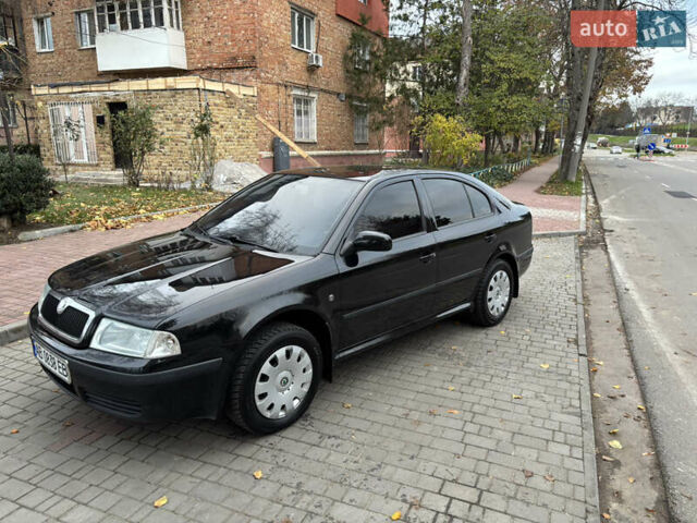 Чорний Шкода Октавія, об'ємом двигуна 1.6 л та пробігом 240 тис. км за 5650 $, фото 10 на Automoto.ua