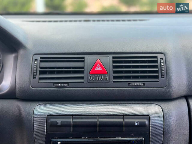 Чорний Шкода Октавія, об'ємом двигуна 1.78 л та пробігом 331 тис. км за 6600 $, фото 10 на Automoto.ua