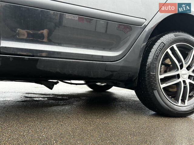 Черный Шкода Октавия, объемом двигателя 2 л и пробегом 263 тыс. км за 5700 $, фото 9 на Automoto.ua