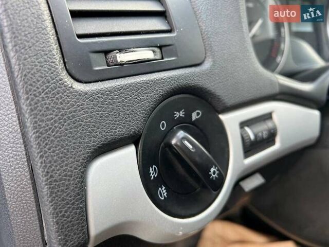 Шкода Октавия 2008 в Львове на Automoto.ua Черный Шкода Октавия, объемом двигателя 1.6 л и пробегом 132 тыс. км за 7380 $, фото 17 на Automoto.ua