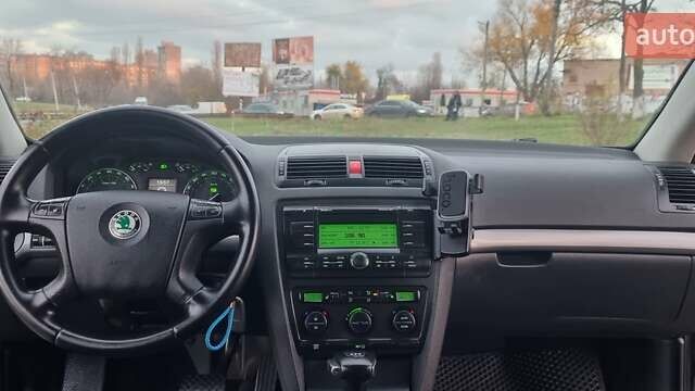 Черный Шкода Октавия, объемом двигателя 1.9 л и пробегом 278 тыс. км за 6799 $, фото 23 на Automoto.ua