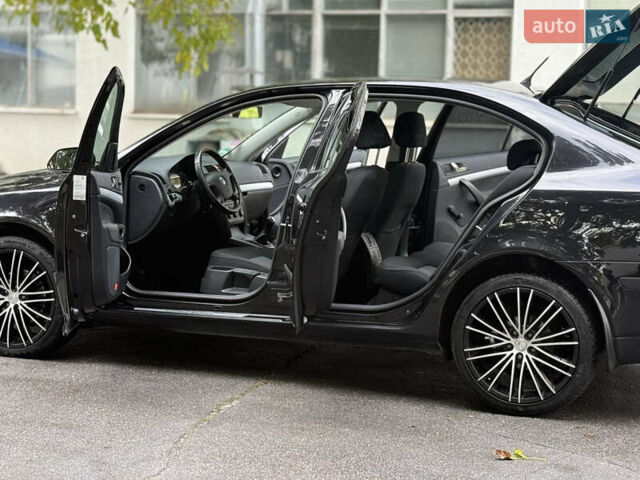 Чорний Шкода Октавія, об'ємом двигуна 1.6 л та пробігом 157 тис. км за 8599 $, фото 52 на Automoto.ua