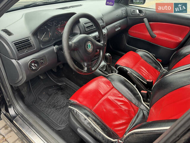 Чорний Шкода Октавія, об'ємом двигуна 1.78 л та пробігом 280 тис. км за 3999 $, фото 6 на Automoto.ua