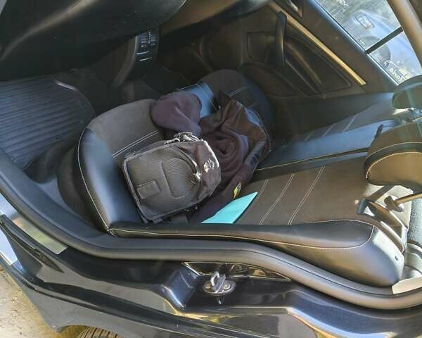 Черный Шкода Октавия, объемом двигателя 1.98 л и пробегом 200 тыс. км за 6600 $, фото 14 на Automoto.ua