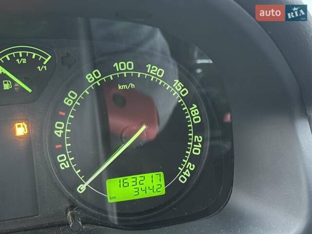 Черный Шкода Октавия, объемом двигателя 1.8 л и пробегом 164 тыс. км за 7500 $, фото 15 на Automoto.ua