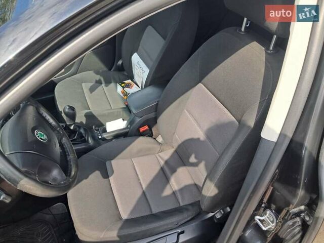 Шкода Октавия 2008 в Хусте на Automoto.ua Черный Шкода Октавия, объемом двигателя 1.6 л и пробегом 205 тыс. км за 5700 $, фото 26 на Automoto.ua