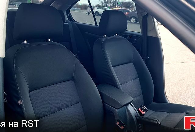 Чорний Шкода Октавія, об'ємом двигуна 1.9 л та пробігом 278 тис. км за 6799 $, фото 9 на Automoto.ua