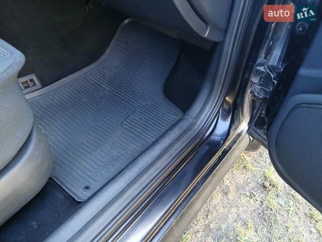 Черный Шкода Октавия, объемом двигателя 1.6 л и пробегом 183 тыс. км за 6000 $, фото 16 на Automoto.ua