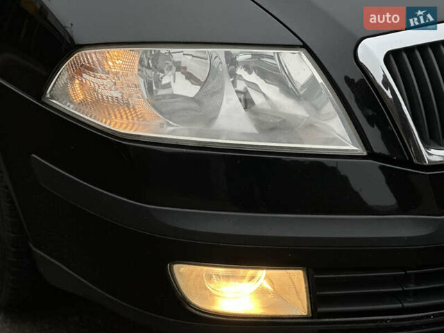 Черный Шкода Октавия, объемом двигателя 1.6 л и пробегом 223 тыс. км за 6300 $, фото 15 на Automoto.ua