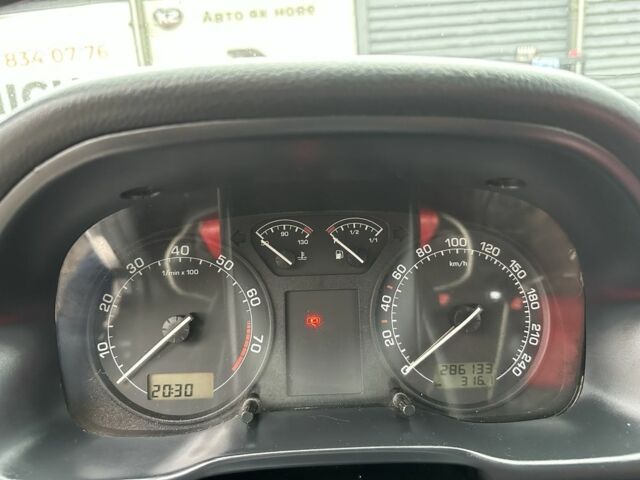 Чорний Шкода Октавія, об'ємом двигуна 1.8 л та пробігом 286 тис. км за 4800 $, фото 6 на Automoto.ua