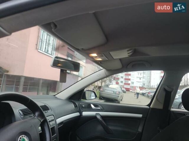 Черный Шкода Октавия, объемом двигателя 1.6 л и пробегом 198 тыс. км за 6999 $, фото 34 на Automoto.ua