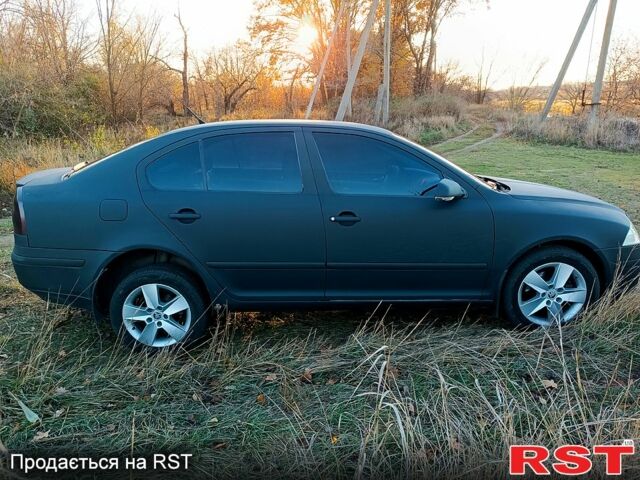 Черный Шкода Октавия, объемом двигателя 16 л и пробегом 302 тыс. км за 5400 $, фото 1 на Automoto.ua