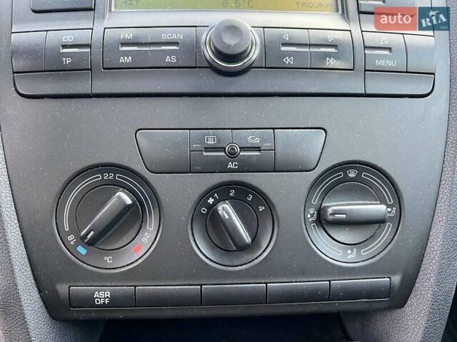 Шкода Октавия 2008 в Львове на Automoto.ua Черный Шкода Октавия, объемом двигателя 1.6 л и пробегом 132 тыс. км за 7380 $, фото 24 на Automoto.ua