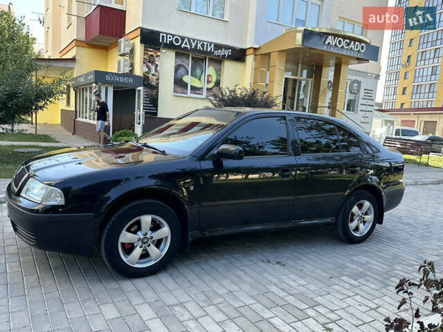 Чорний Шкода Октавія, об'ємом двигуна 1.6 л та пробігом 117 тис. км за 6500 $, фото 1 на Automoto.ua