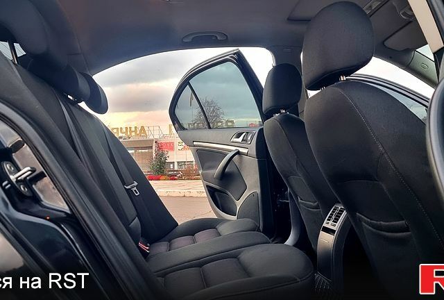 Чорний Шкода Октавія, об'ємом двигуна 1.9 л та пробігом 278 тис. км за 6799 $, фото 11 на Automoto.ua