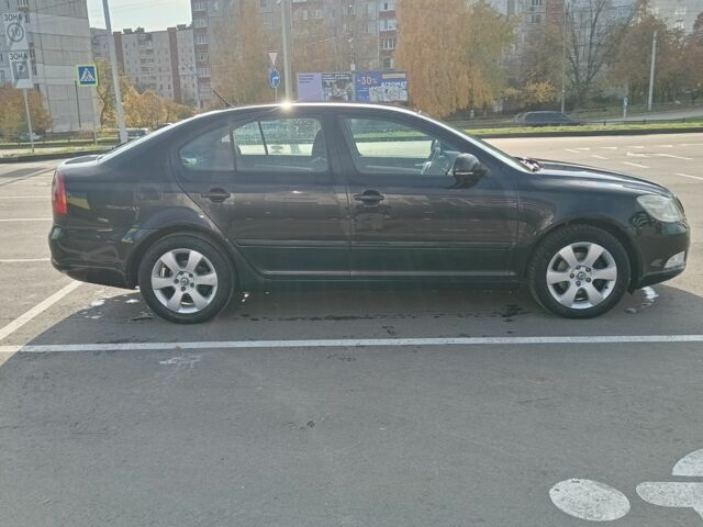 Черный Шкода Октавия, объемом двигателя 2 л и пробегом 198 тыс. км за 7850 $, фото 3 на Automoto.ua