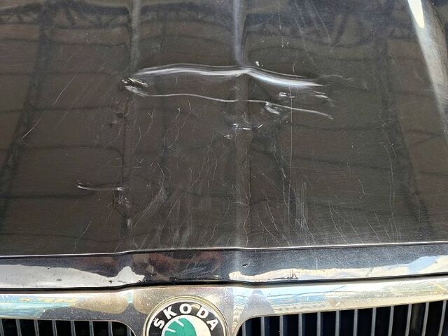 Черный Шкода Октавия, объемом двигателя 1.6 л и пробегом 172 тыс. км за 5999 $, фото 5 на Automoto.ua