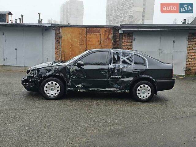 Черный Шкода Октавия, объемом двигателя 1.6 л и пробегом 210 тыс. км за 2000 $, фото 5 на Automoto.ua