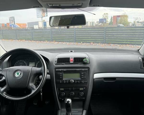 Шкода Октавія 2008 у Мукачеве на Automoto.ua Чорний Шкода Октавія, об'ємом двигуна 1.9 л та пробігом 356 тис. км за 6350 $, фото 26 на Automoto.ua