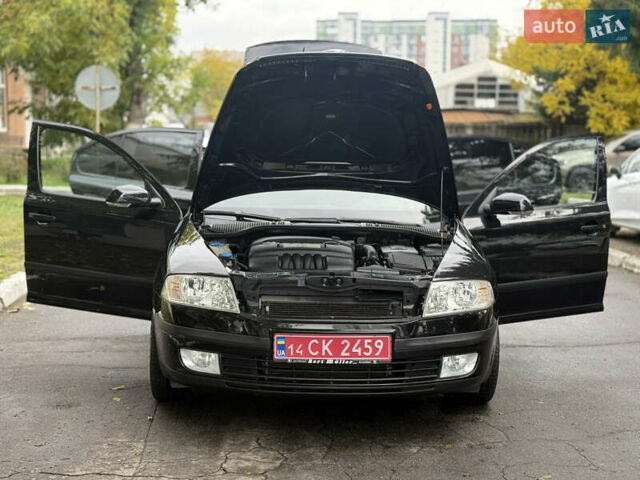 Чорний Шкода Октавія, об'ємом двигуна 1.6 л та пробігом 157 тис. км за 8599 $, фото 55 на Automoto.ua
