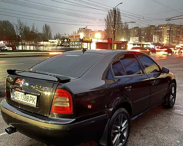 Черный Шкода Октавия, объемом двигателя 1.78 л и пробегом 240 тыс. км за 6500 $, фото 2 на Automoto.ua