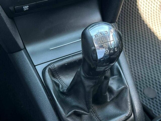 Черный Шкода Октавия, объемом двигателя 1.8 л и пробегом 345 тыс. км за 4740 $, фото 10 на Automoto.ua