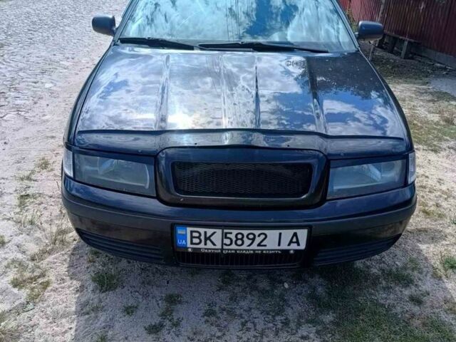 Черный Шкода Октавия, объемом двигателя 1.8 л и пробегом 290 тыс. км за 4500 $, фото 2 на Automoto.ua