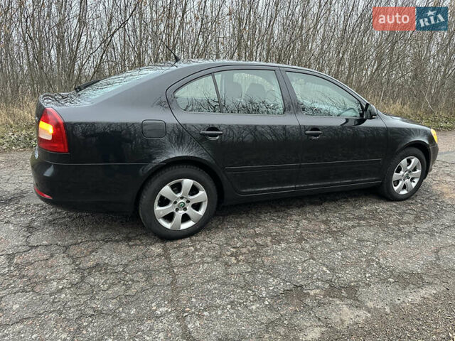 Черный Шкода Октавия, объемом двигателя 1.97 л и пробегом 198 тыс. км за 8200 $, фото 4 на Automoto.ua