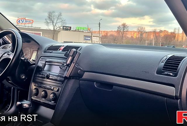 Чорний Шкода Октавія, об'ємом двигуна 1.9 л та пробігом 278 тис. км за 6799 $, фото 10 на Automoto.ua