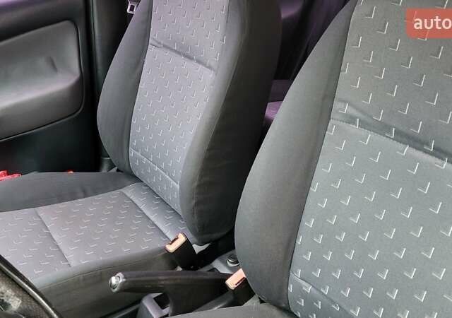 Черный Шкода Октавия, объемом двигателя 1.6 л и пробегом 230 тыс. км за 4800 $, фото 22 на Automoto.ua