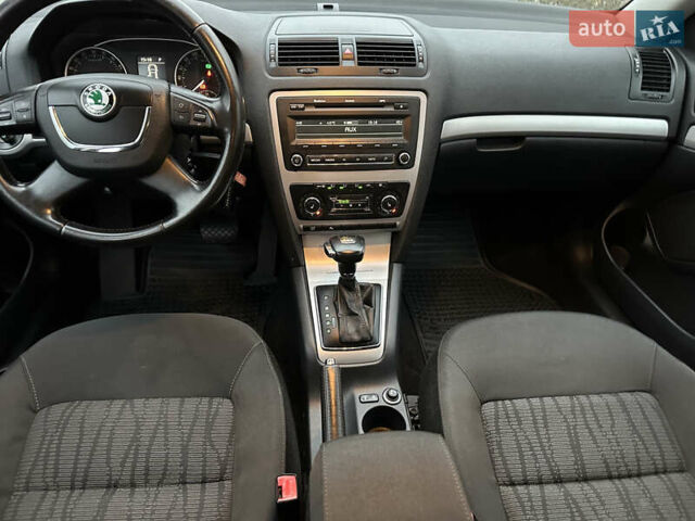 Черный Шкода Октавия, объемом двигателя 1.97 л и пробегом 198 тыс. км за 8200 $, фото 20 на Automoto.ua