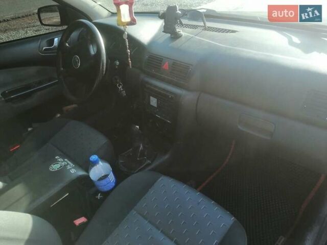 Черный Шкода Октавия, объемом двигателя 1.9 л и пробегом 243 тыс. км за 4000 $, фото 2 на Automoto.ua