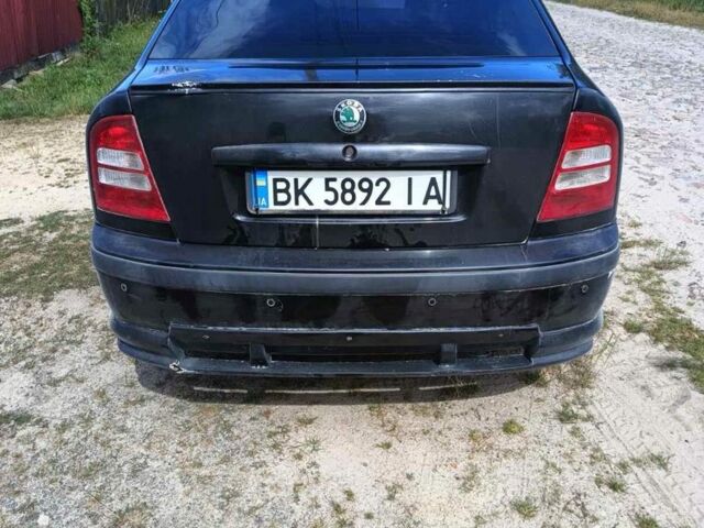 Черный Шкода Октавия, объемом двигателя 1.8 л и пробегом 290 тыс. км за 4500 $, фото 6 на Automoto.ua