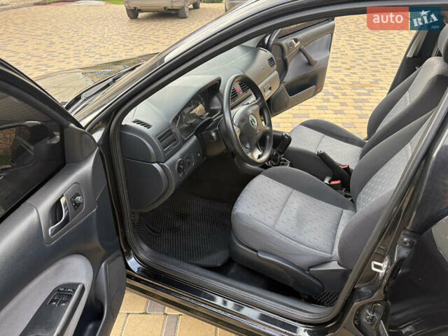 Чорний Шкода Октавія, об'ємом двигуна 1.6 л та пробігом 241 тис. км за 5700 $, фото 13 на Automoto.ua