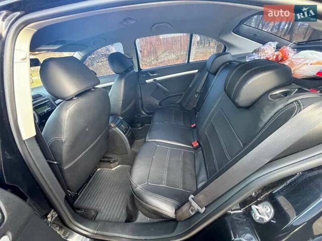 Черный Шкода Октавия, объемом двигателя 1.6 л и пробегом 210 тыс. км за 5900 $, фото 8 на Automoto.ua
