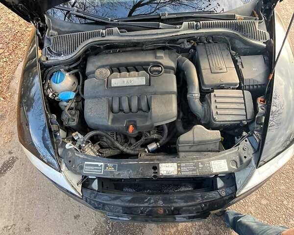 Черный Шкода Октавия, объемом двигателя 1.6 л и пробегом 210 тыс. км за 5900 $, фото 7 на Automoto.ua