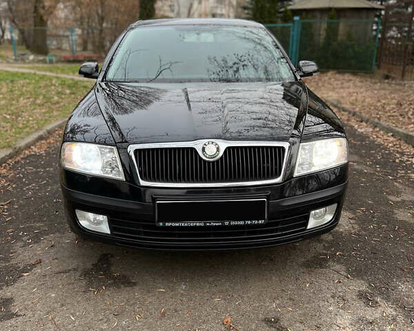 Черный Шкода Октавия, объемом двигателя 1.6 л и пробегом 211 тыс. км за 6800 $, фото 2 на Automoto.ua
