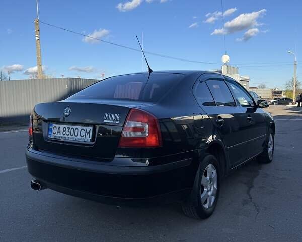 Черный Шкода Октавия, объемом двигателя 1.98 л и пробегом 192 тыс. км за 6400 $, фото 3 на Automoto.ua