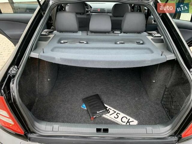 Черный Шкода Октавия, объемом двигателя 1.6 л и пробегом 151 тыс. км за 6100 $, фото 73 на Automoto.ua