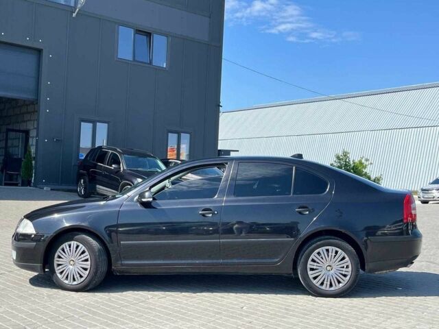 Черный Шкода Октавия, объемом двигателя 1.8 л и пробегом 345 тыс. км за 4740 $, фото 7 на Automoto.ua