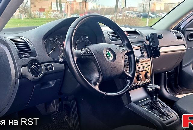 Чорний Шкода Октавія, об'ємом двигуна 1.9 л та пробігом 278 тис. км за 6799 $, фото 7 на Automoto.ua