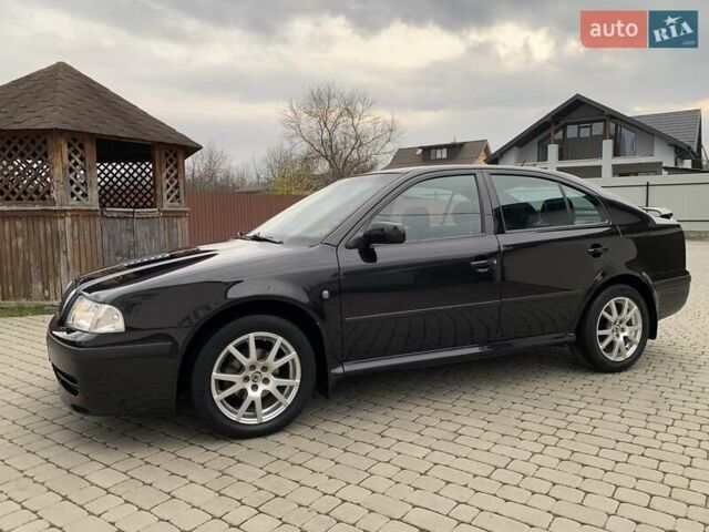 Черный Шкода Октавия, объемом двигателя 1.6 л и пробегом 151 тыс. км за 6100 $, фото 1 на Automoto.ua